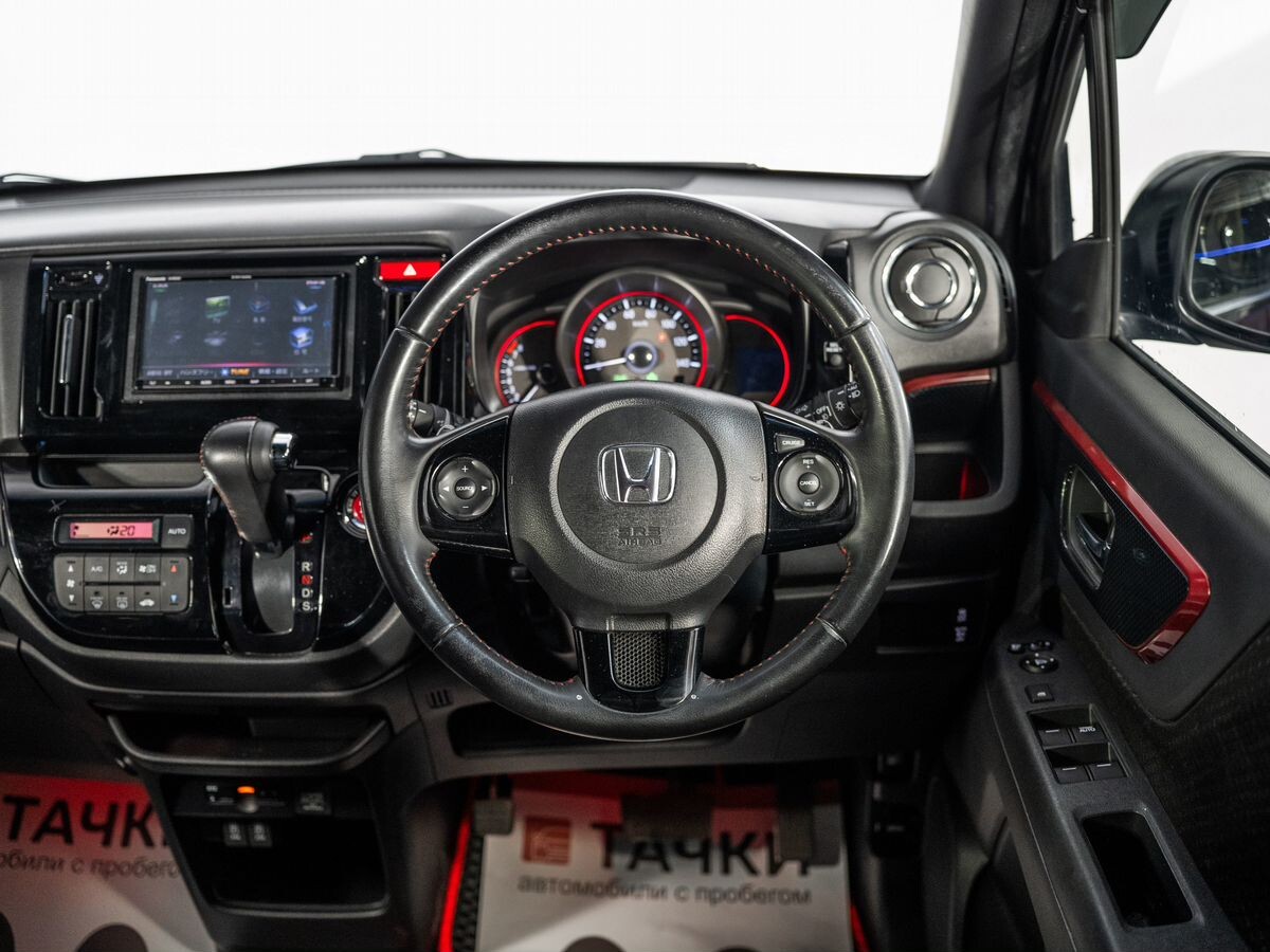 Honda N-WGN 2017 - фото автомобиля