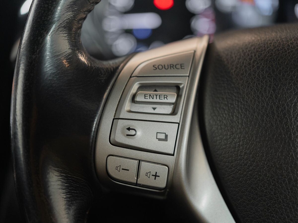 Nissan X-Trail 2015 - фото автомобиля