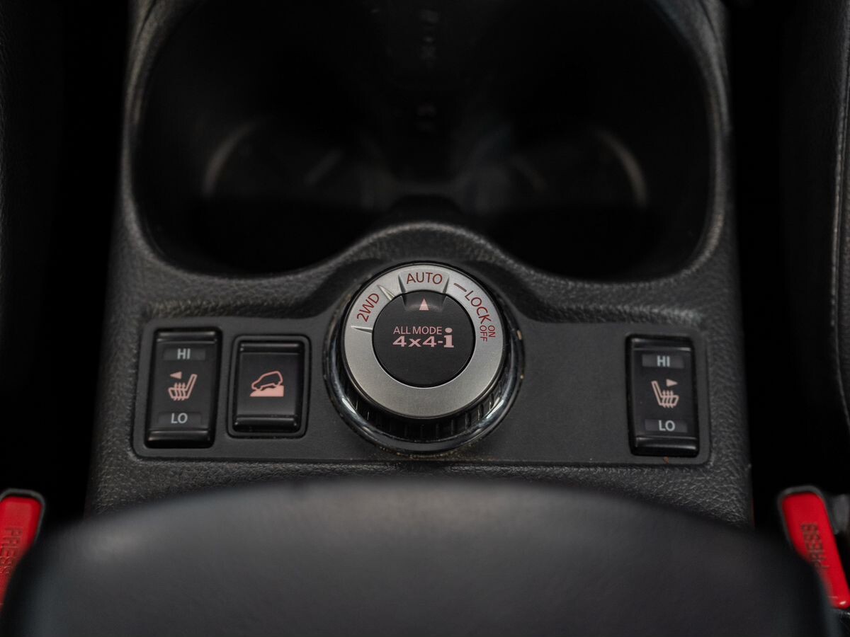 Nissan X-Trail 2015 - фото автомобиля
