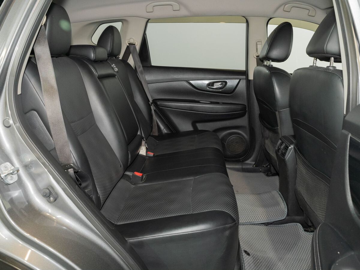 Nissan X-Trail 2015 - фото автомобиля