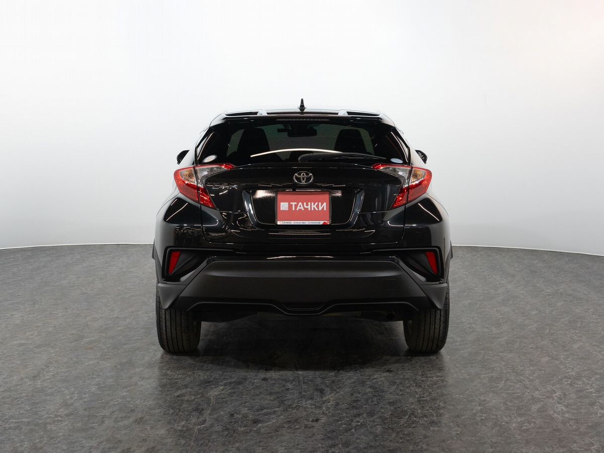 Toyota C-HR 2019 - фото автомобиля