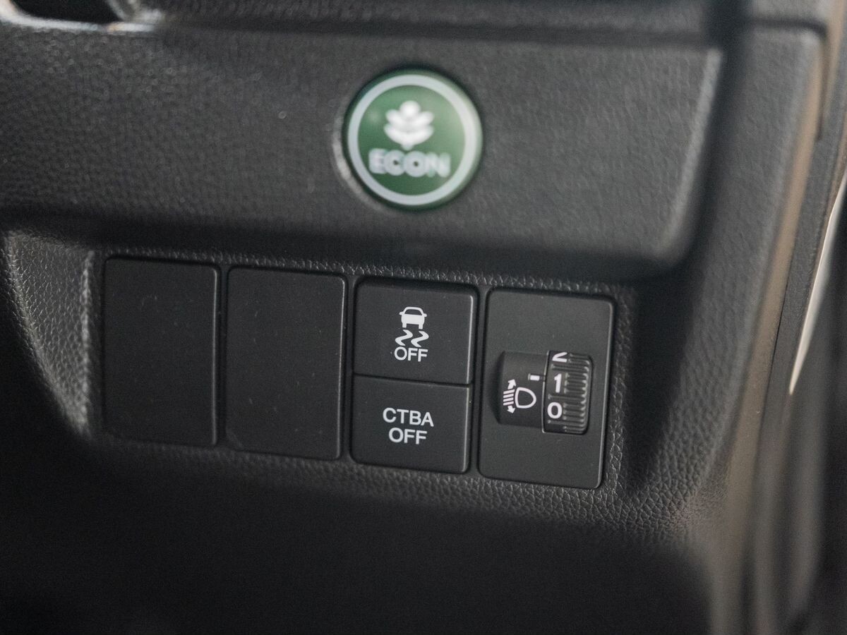 Honda Fit 2013 - фото автомобиля