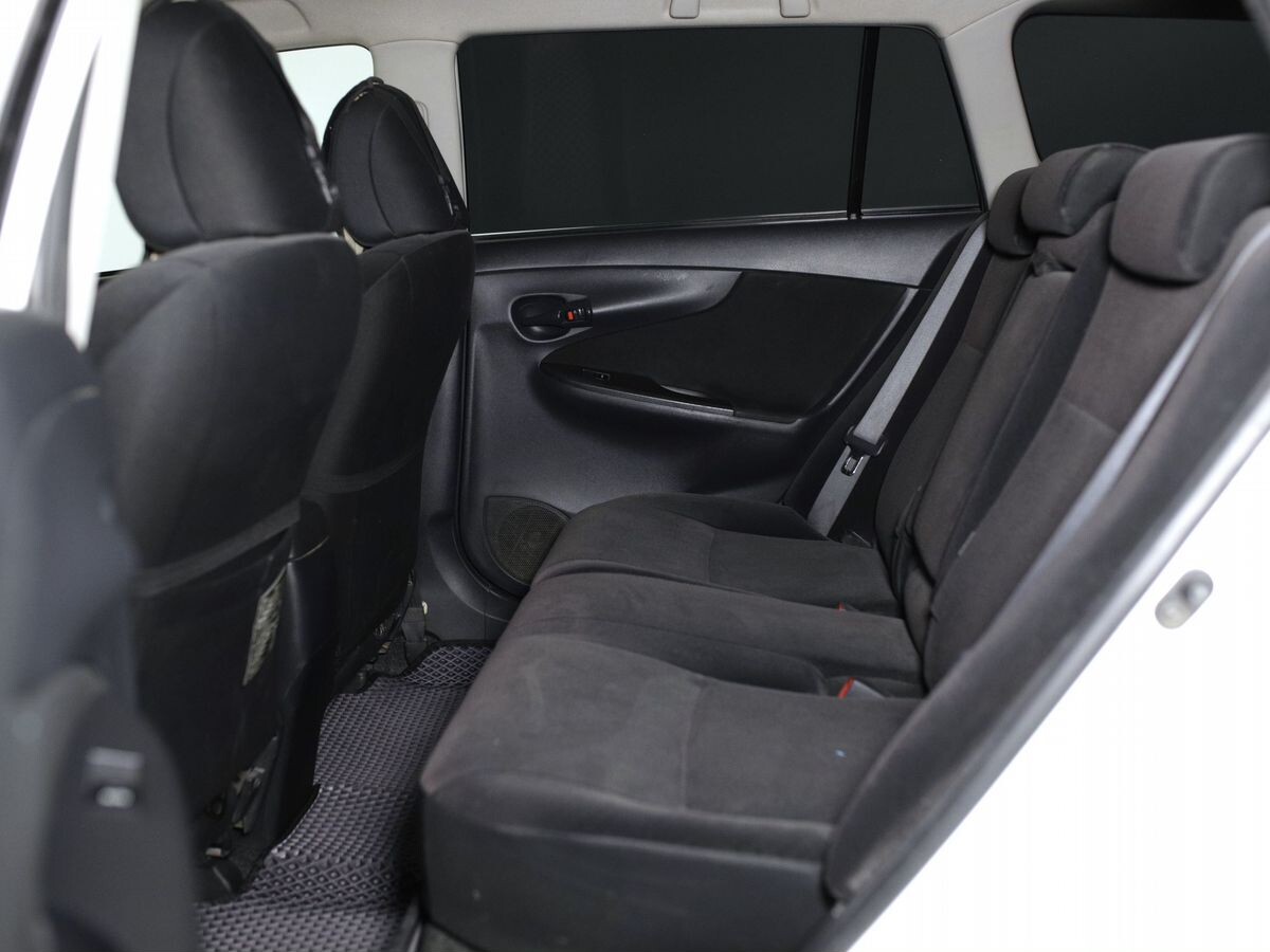 Toyota Corolla Fielder 2009 - фото автомобиля