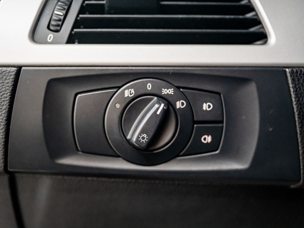 BMW 3-Series 2007 - фото автомобиля