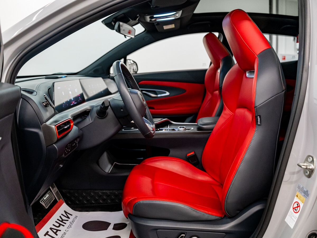Changan UNI-T 2020 - фото автомобиля