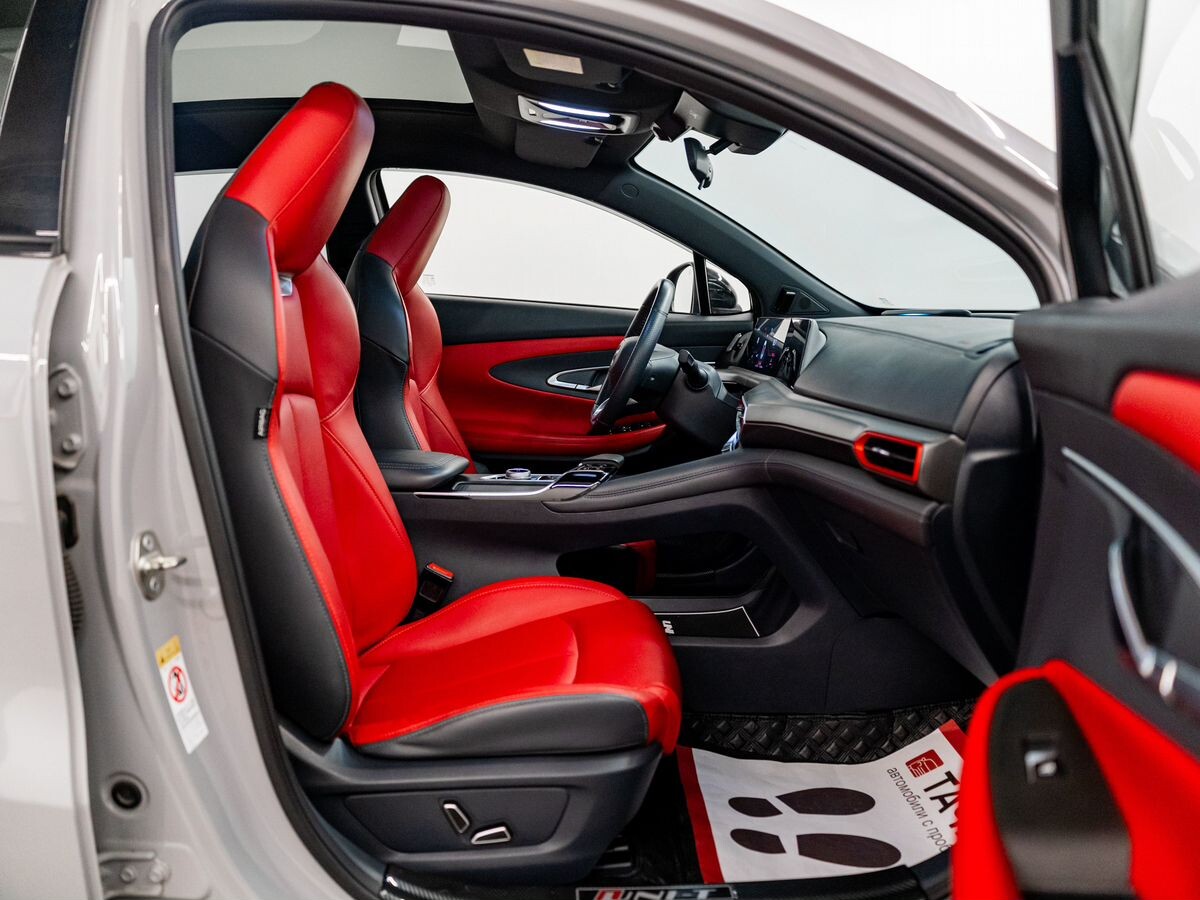 Changan UNI-T 2020 - фото автомобиля