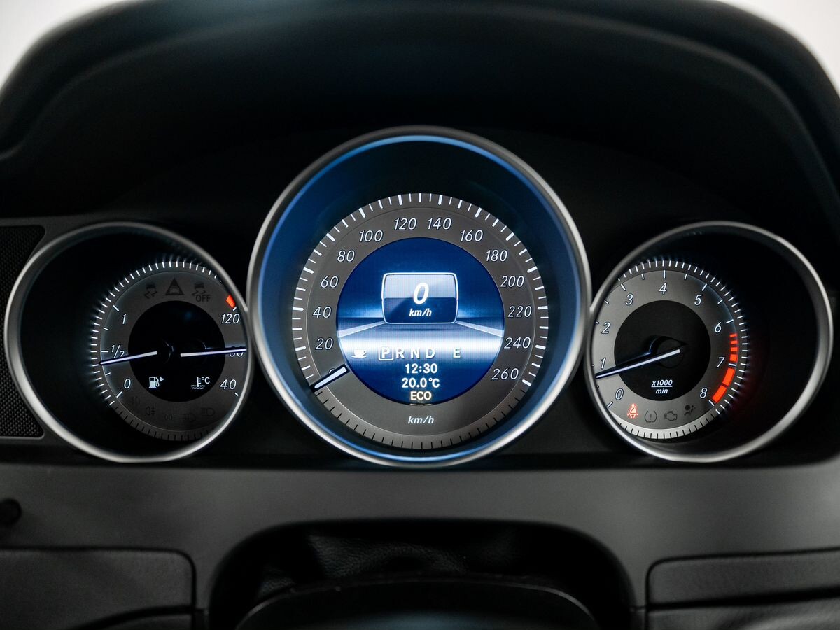 Mercedes-Benz C-Class 2012 - фото автомобиля