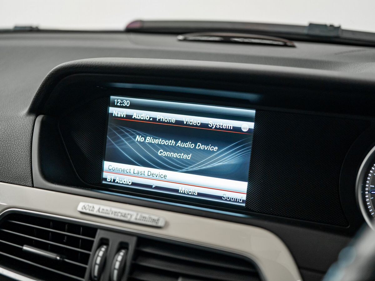Mercedes-Benz C-Class 2012 - фото автомобиля