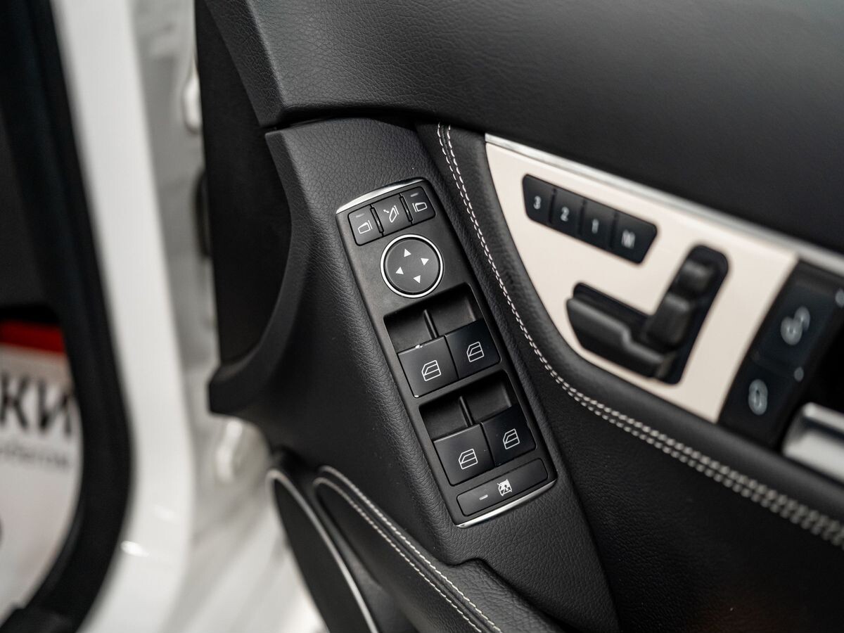 Mercedes-Benz C-Class 2012 - фото автомобиля