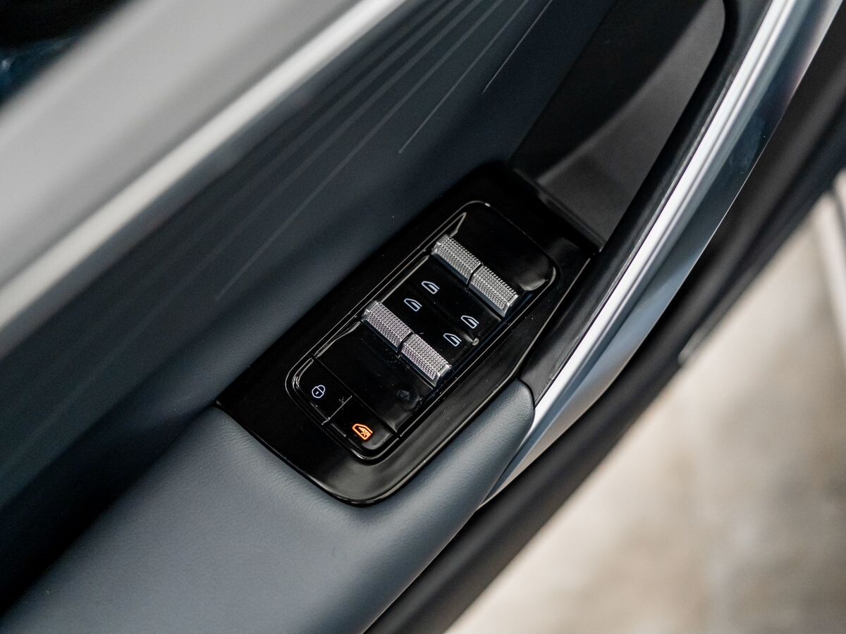 Geely Atlas 2023 - фото автомобиля