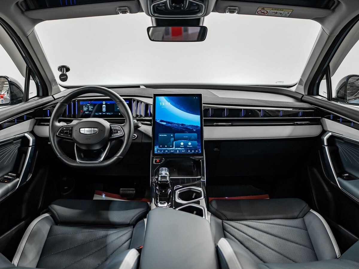 Geely Atlas 2023 - фото автомобиля