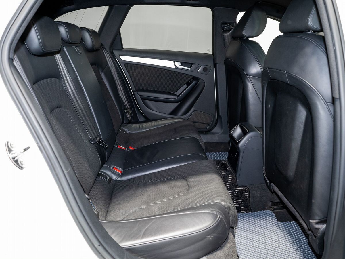 Audi A4 2008 - фото автомобиля