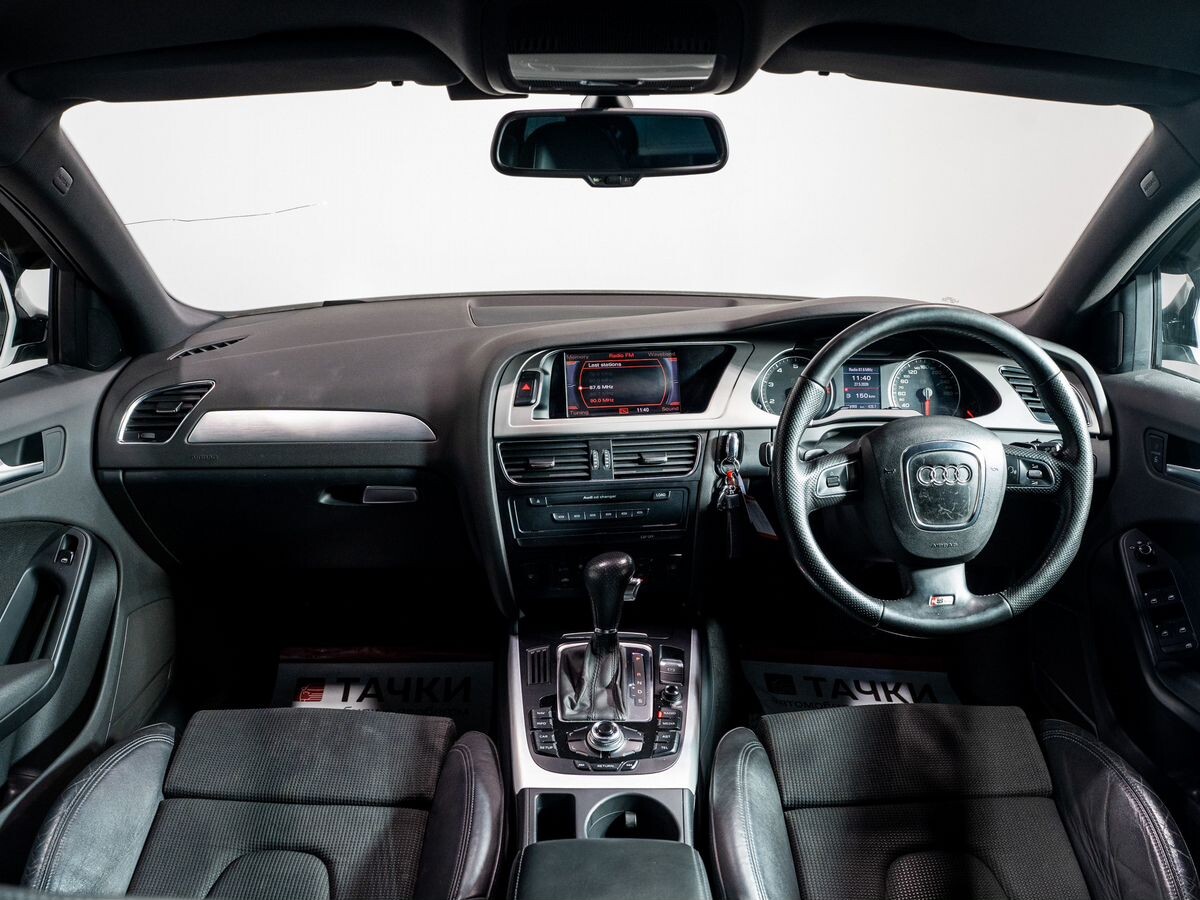Audi A4 2008 - фото автомобиля