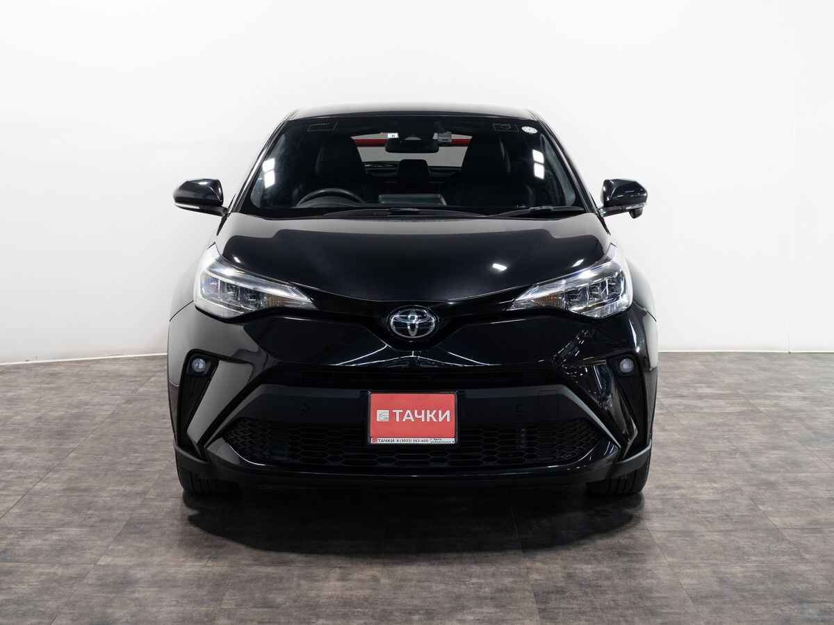 Toyota C-HR 2022 - фото автомобиля