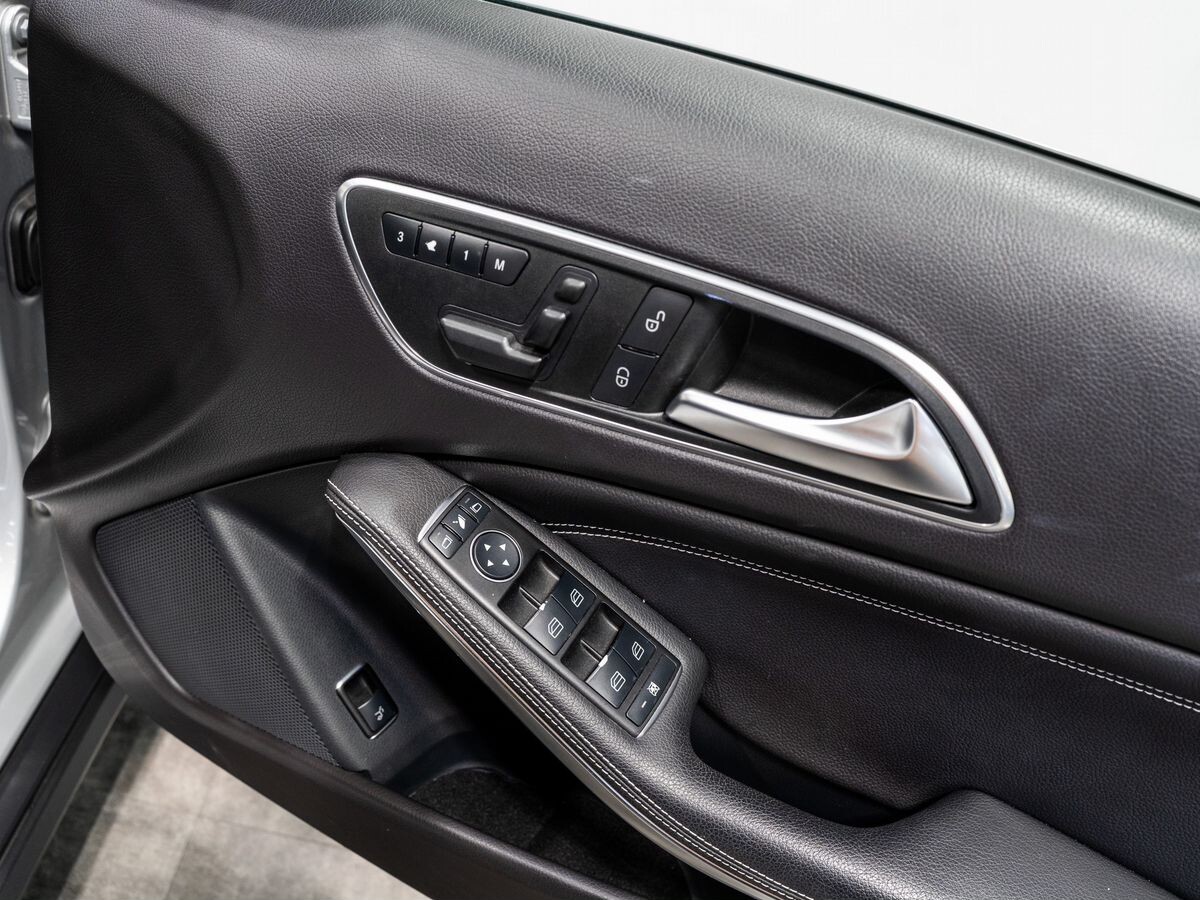 Mercedes-Benz GLA-Class 2015 - фото автомобиля