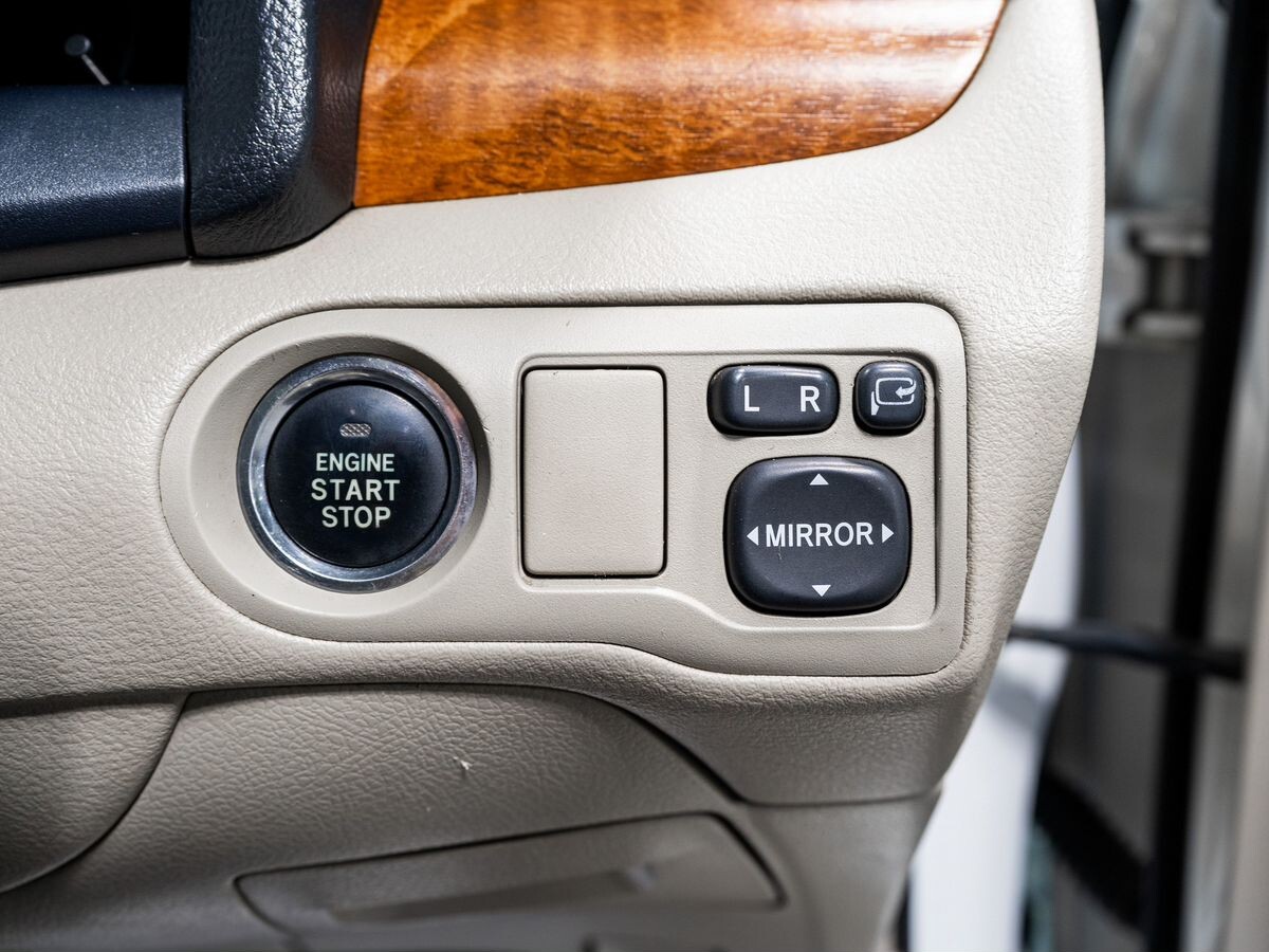 Toyota Premio 2010 - фото автомобиля