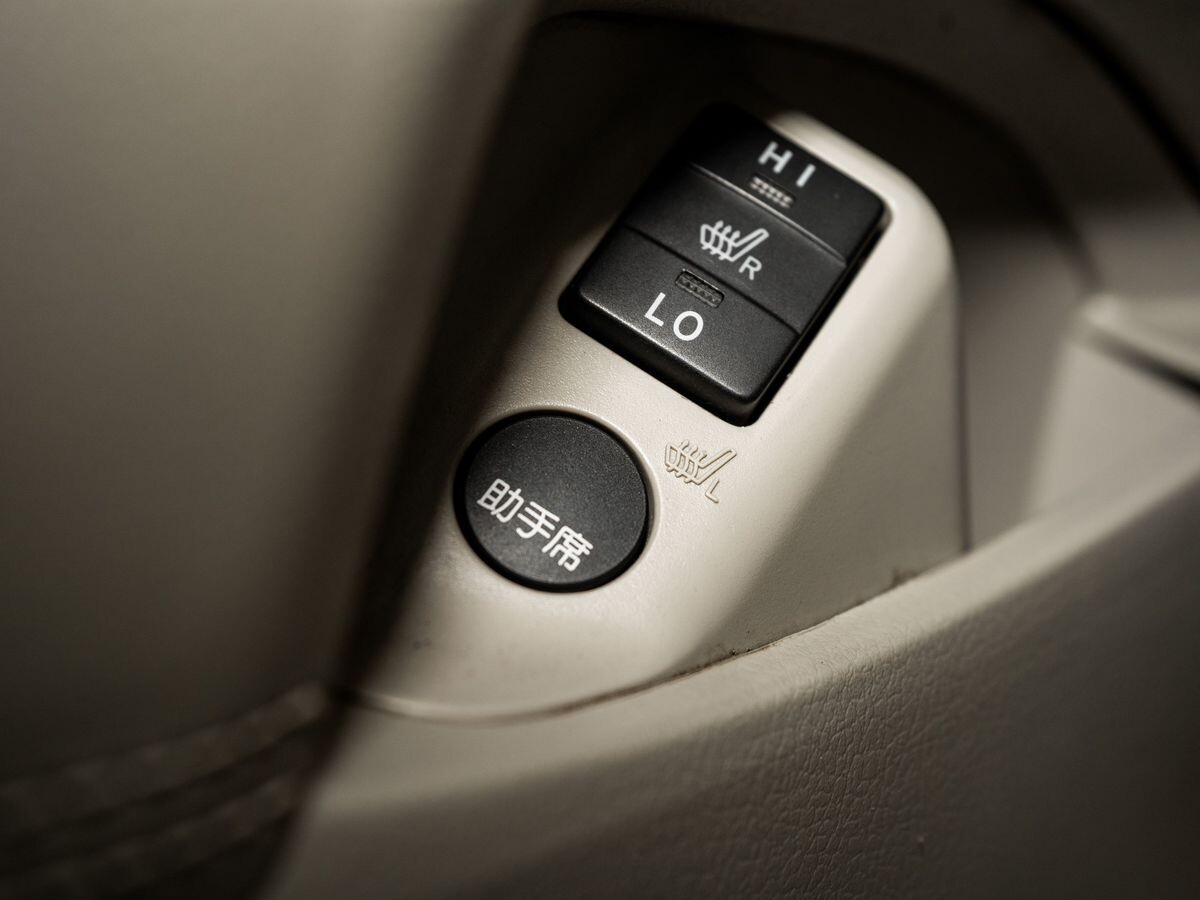 Toyota Premio 2010 - фото автомобиля