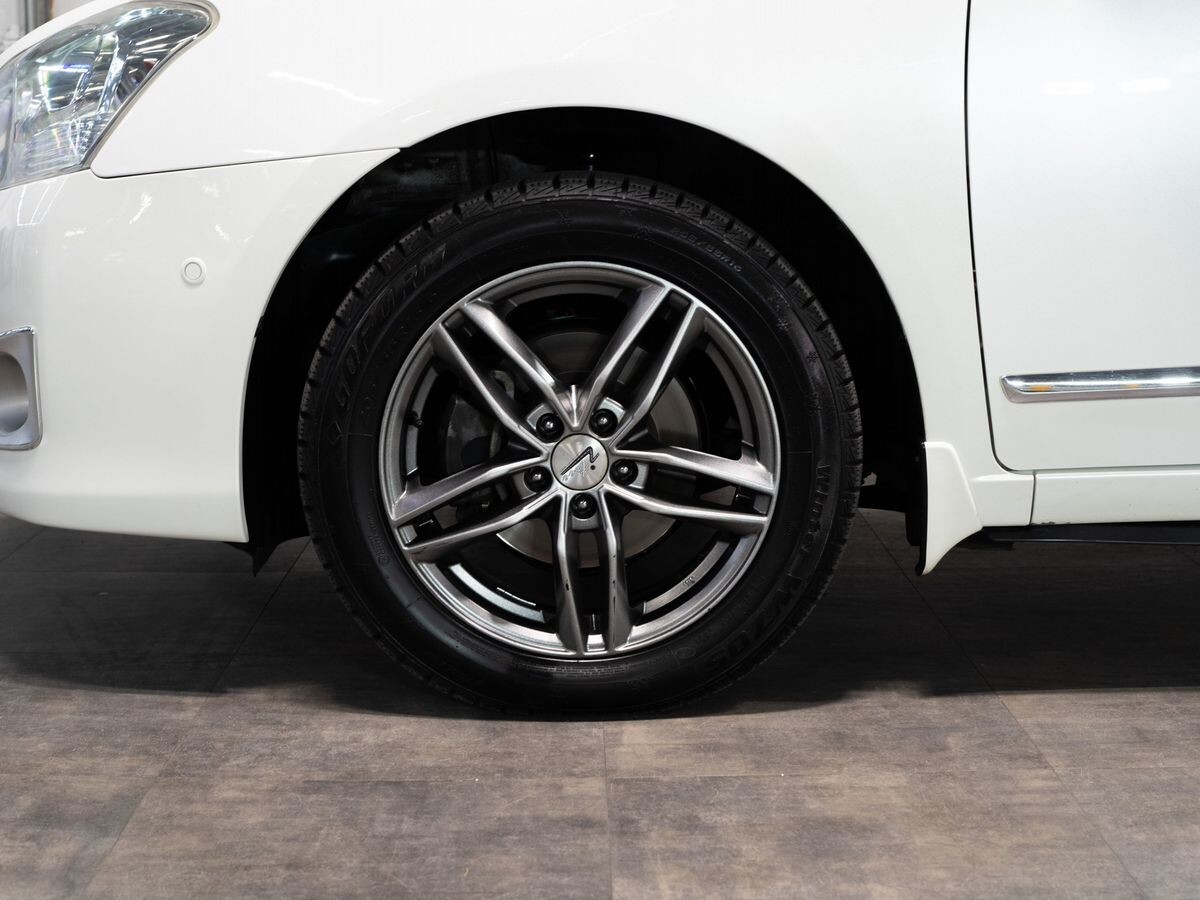Toyota Premio 2010 - фото автомобиля