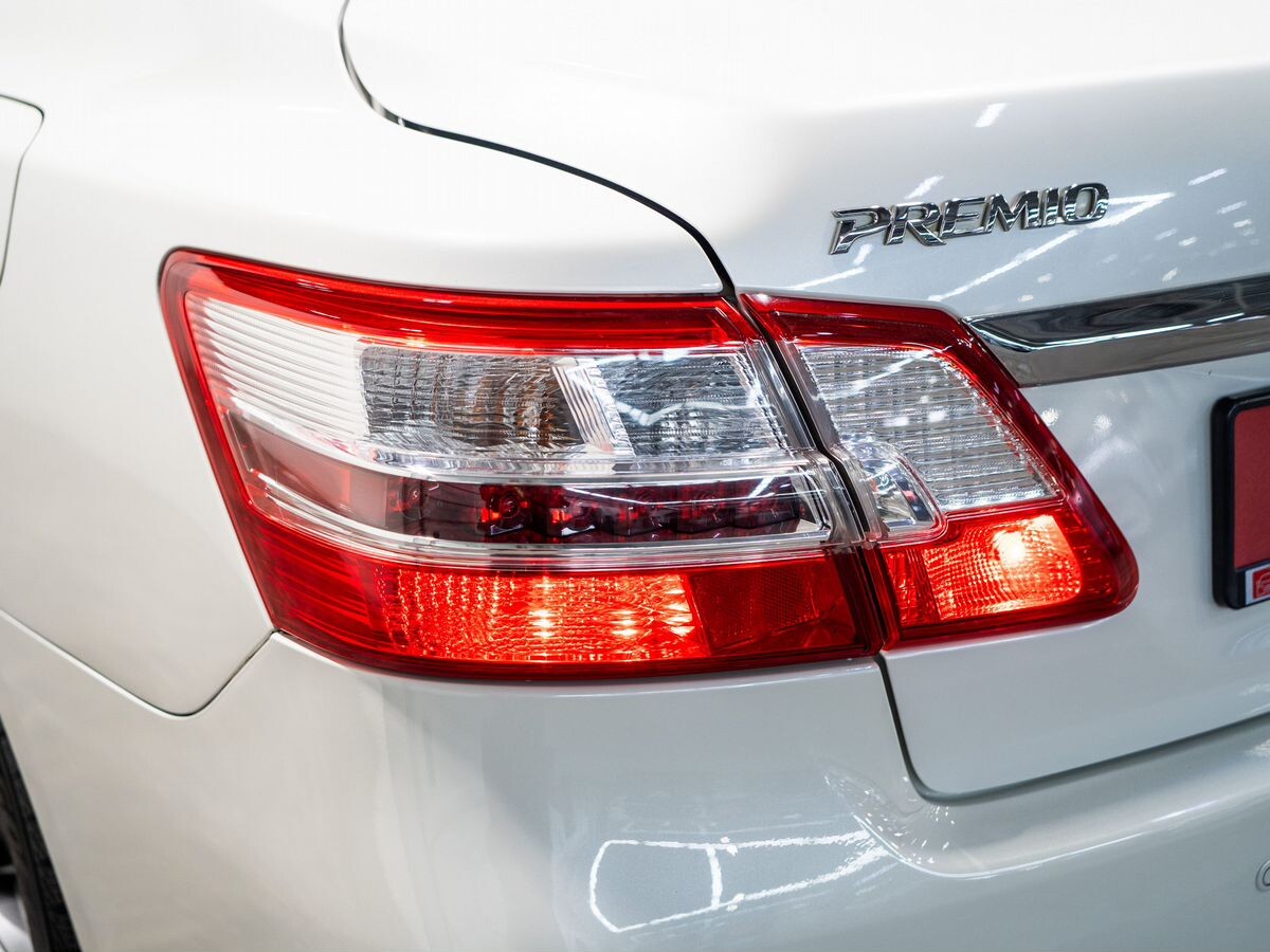 Toyota Premio 2010 - фото автомобиля