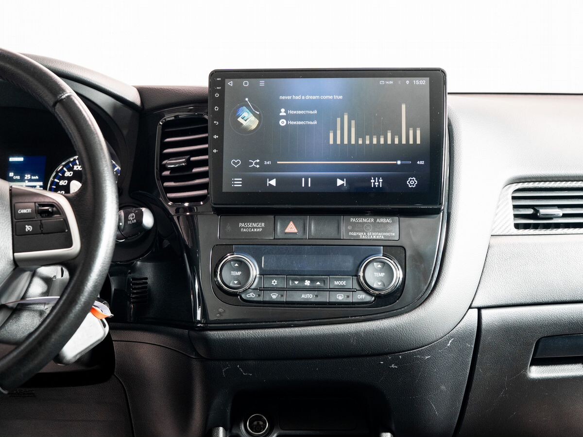 Mitsubishi Outlander 2012 - фото автомобиля