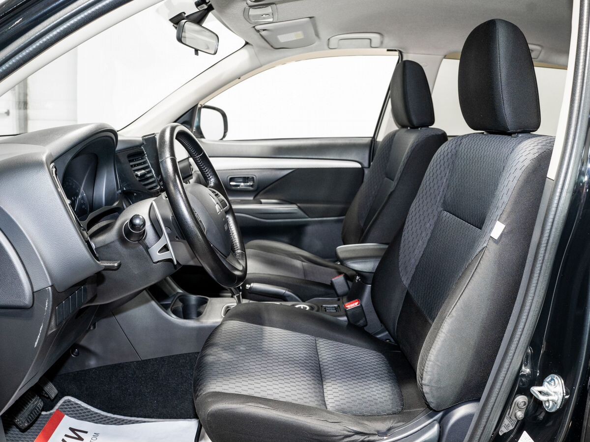 Mitsubishi Outlander 2012 - фото автомобиля