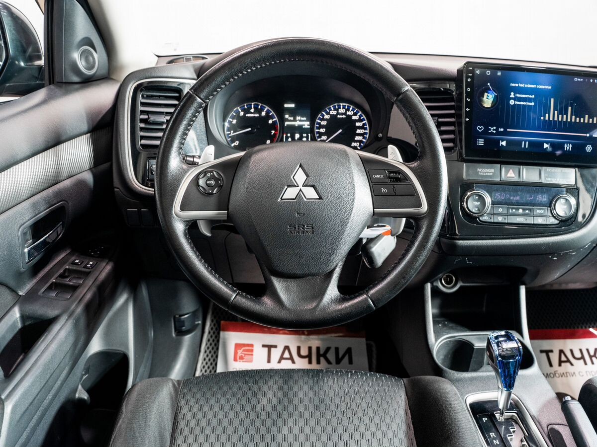 Mitsubishi Outlander 2012 - фото автомобиля