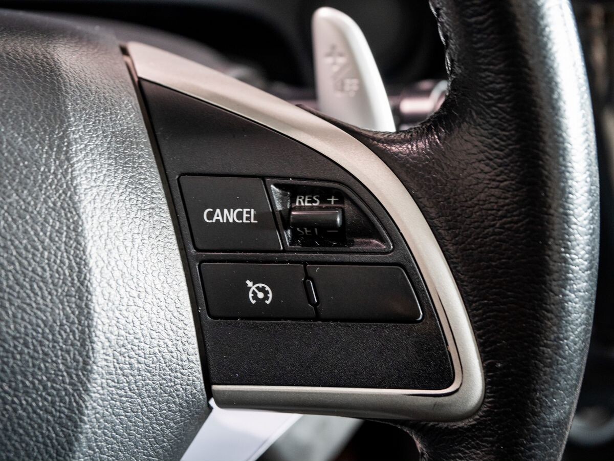 Mitsubishi Outlander 2012 - фото автомобиля