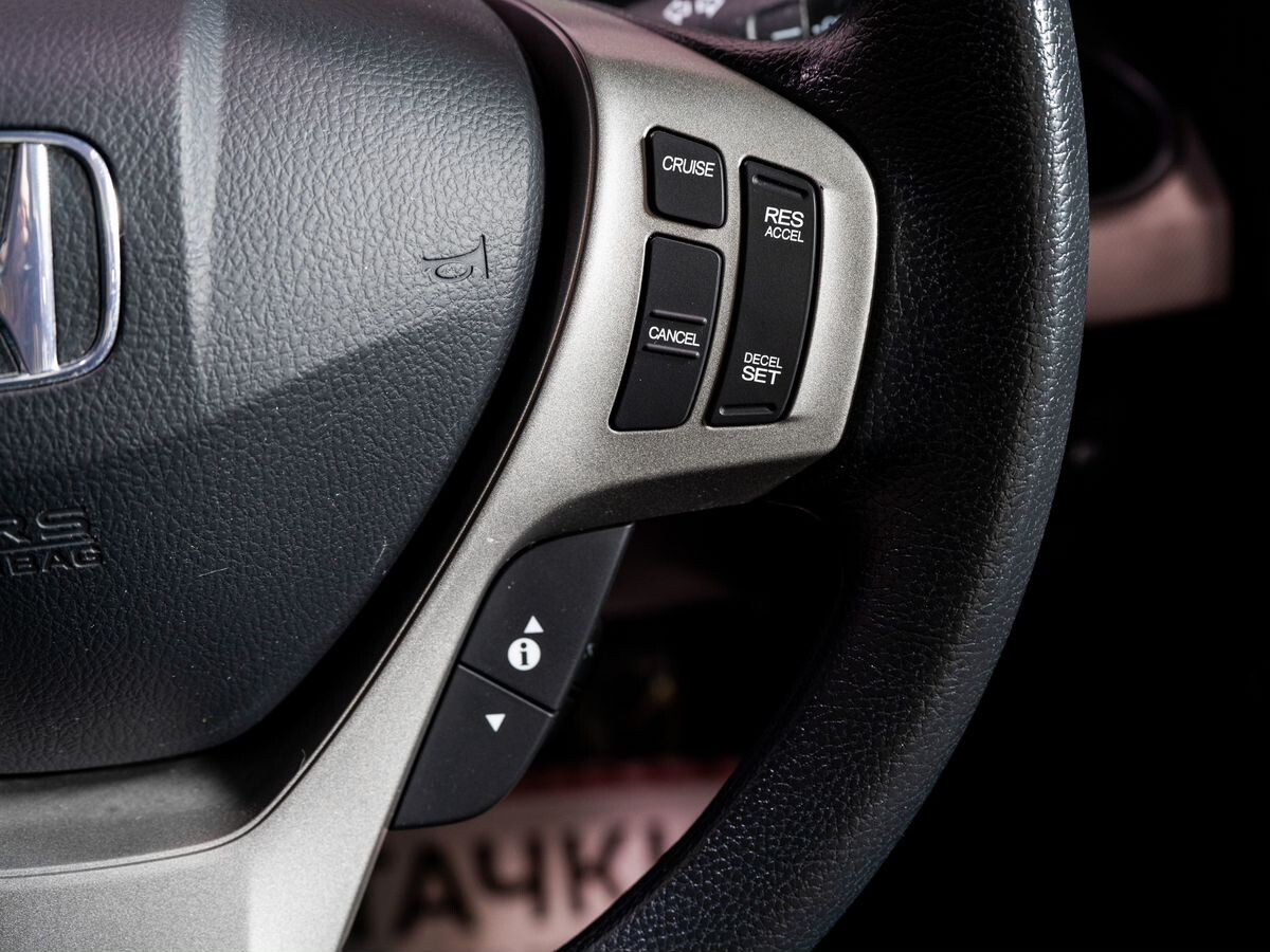 Honda Freed 2012 - фото автомобиля