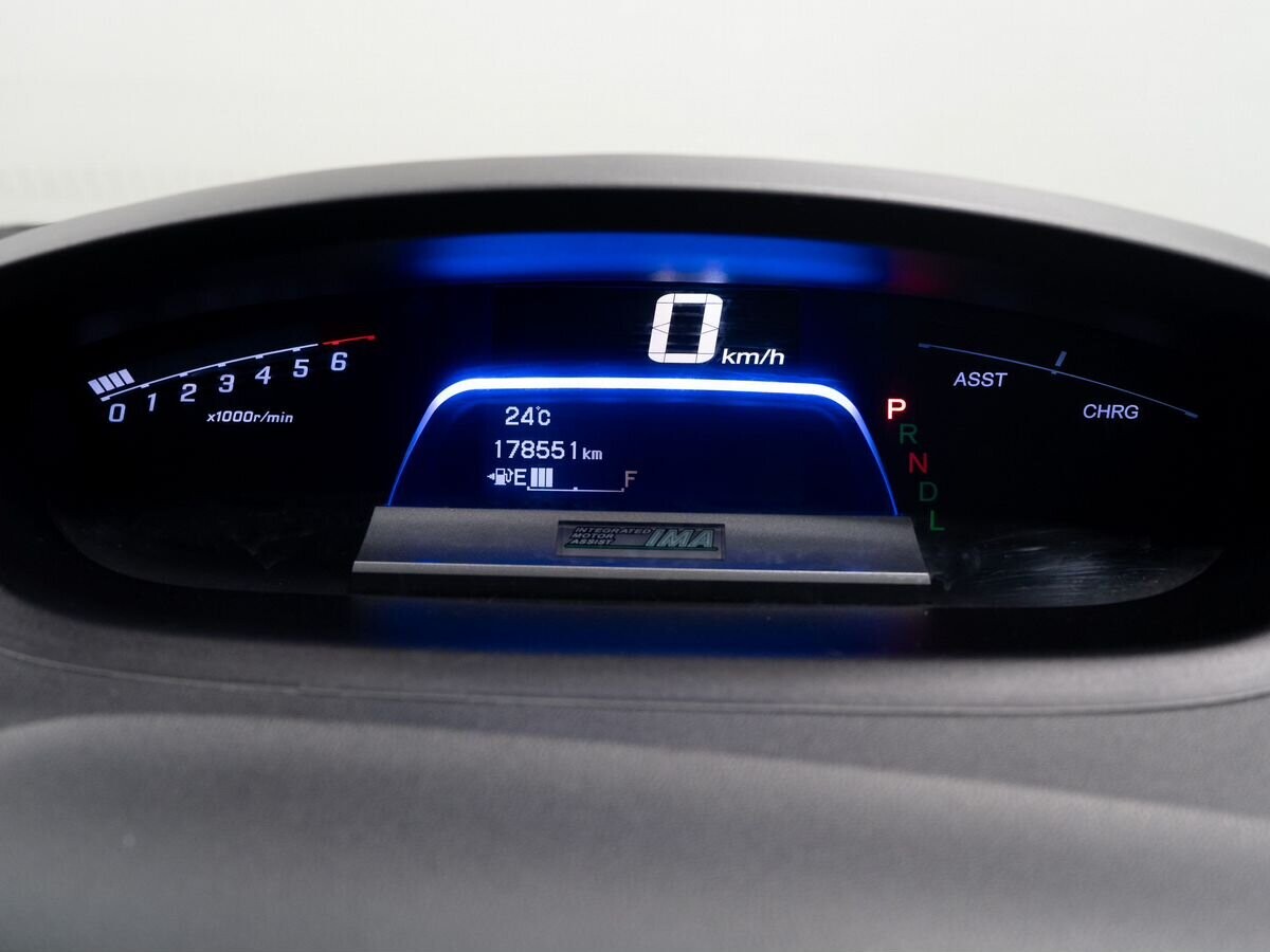 Honda Freed 2012 - фото автомобиля