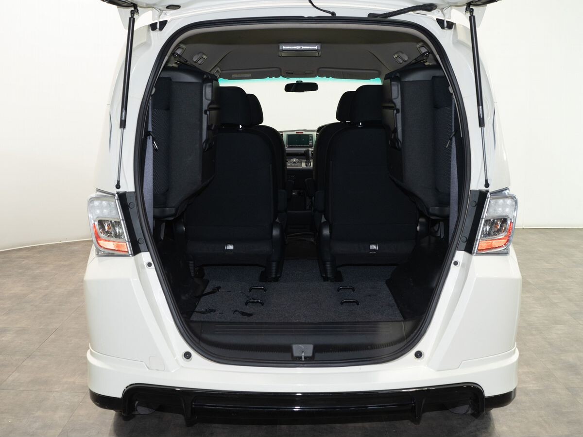 Honda Freed 2012 - фото автомобиля