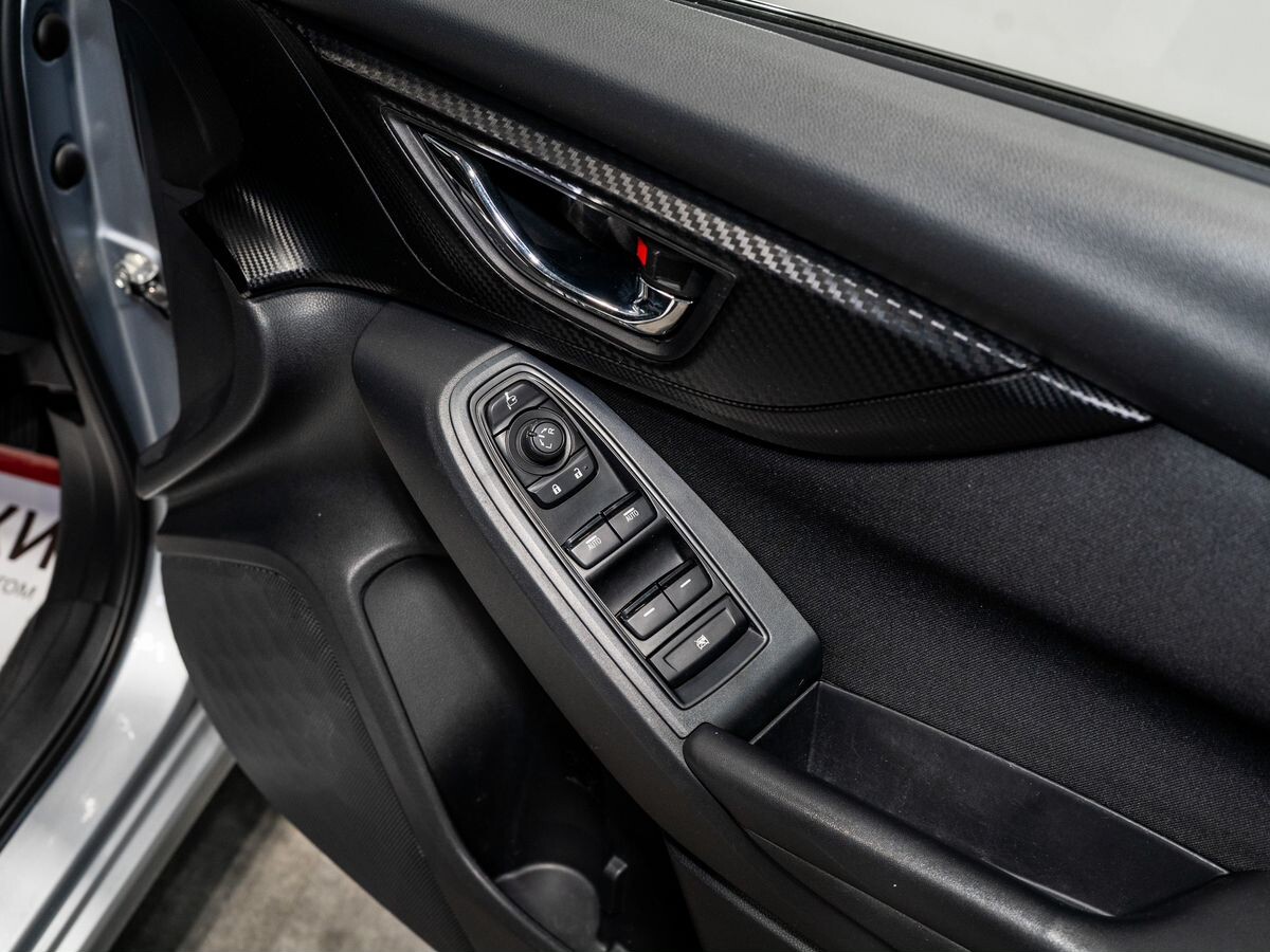 Subaru Impreza 2017 - фото автомобиля