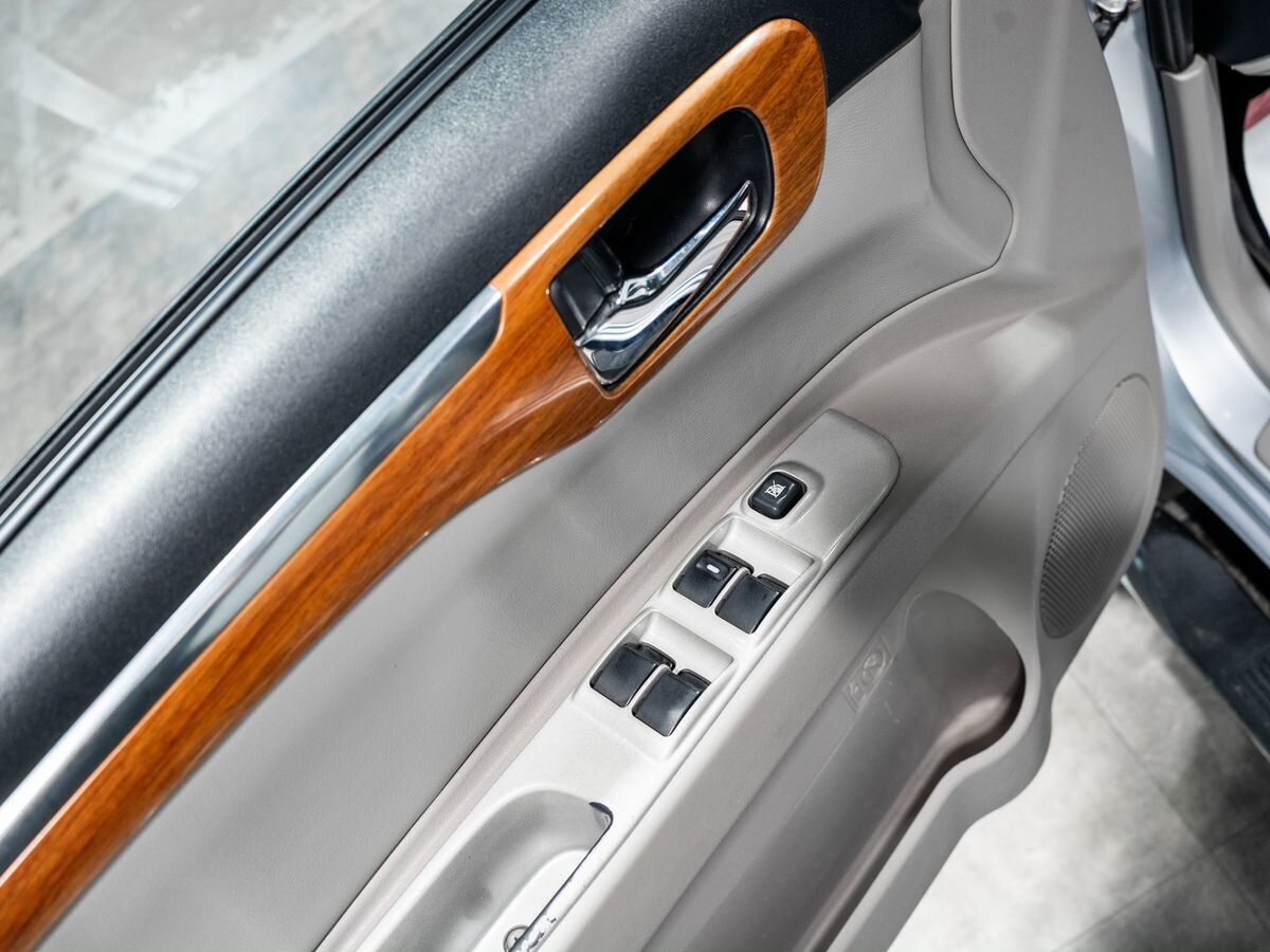 Mitsubishi Pajero Sport 2009 - фото автомобиля