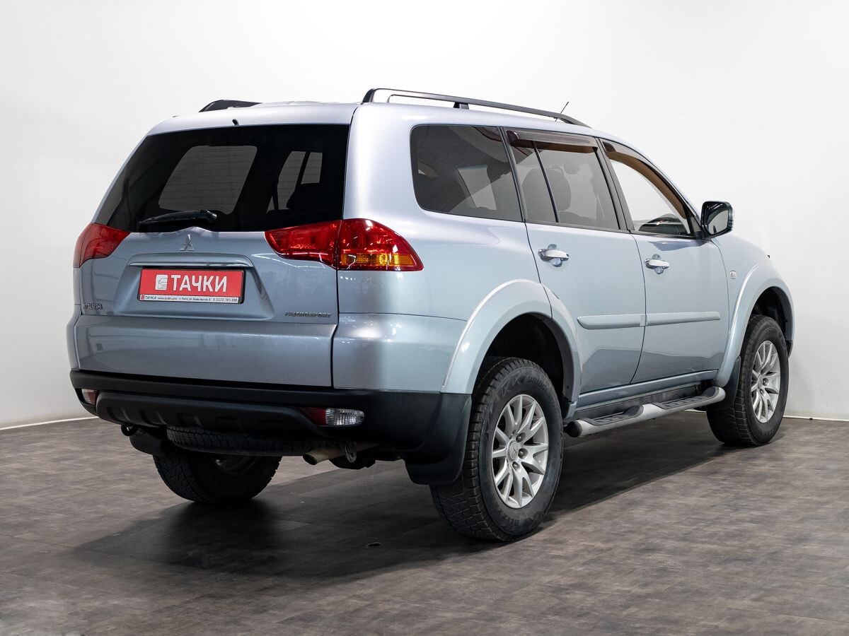 Mitsubishi Pajero Sport 2009 - фото автомобиля