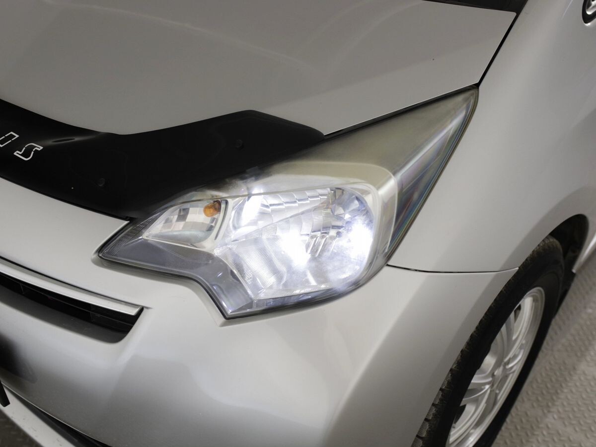 Toyota Ractis 2011 - фото автомобиля