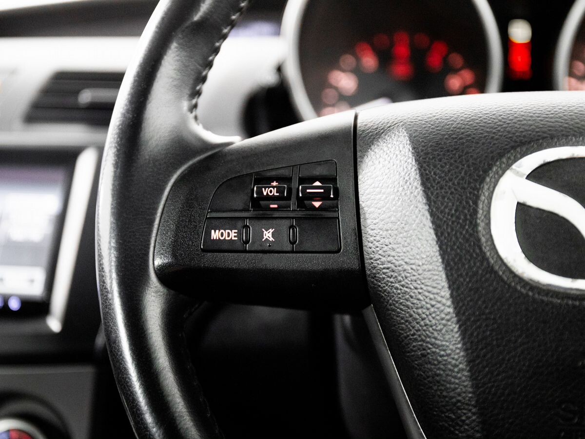Mazda Axela 2009 - фото автомобиля