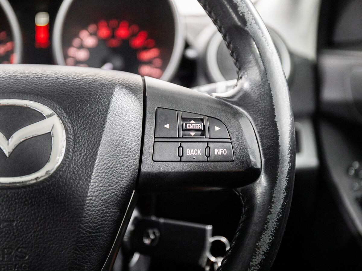 Mazda Axela 2009 - фото автомобиля