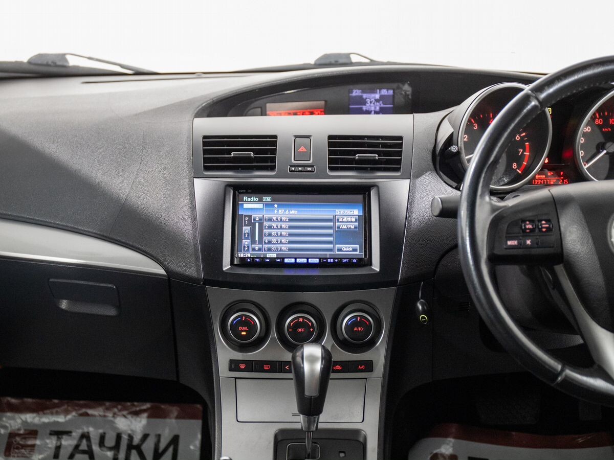 Mazda Axela 2009 - фото автомобиля