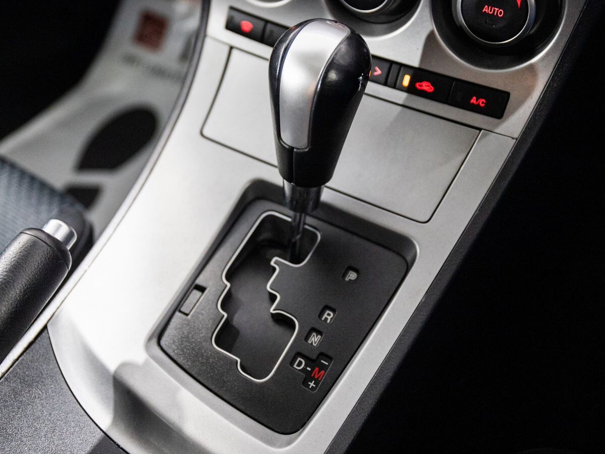 Mazda Axela 2009 - фото автомобиля