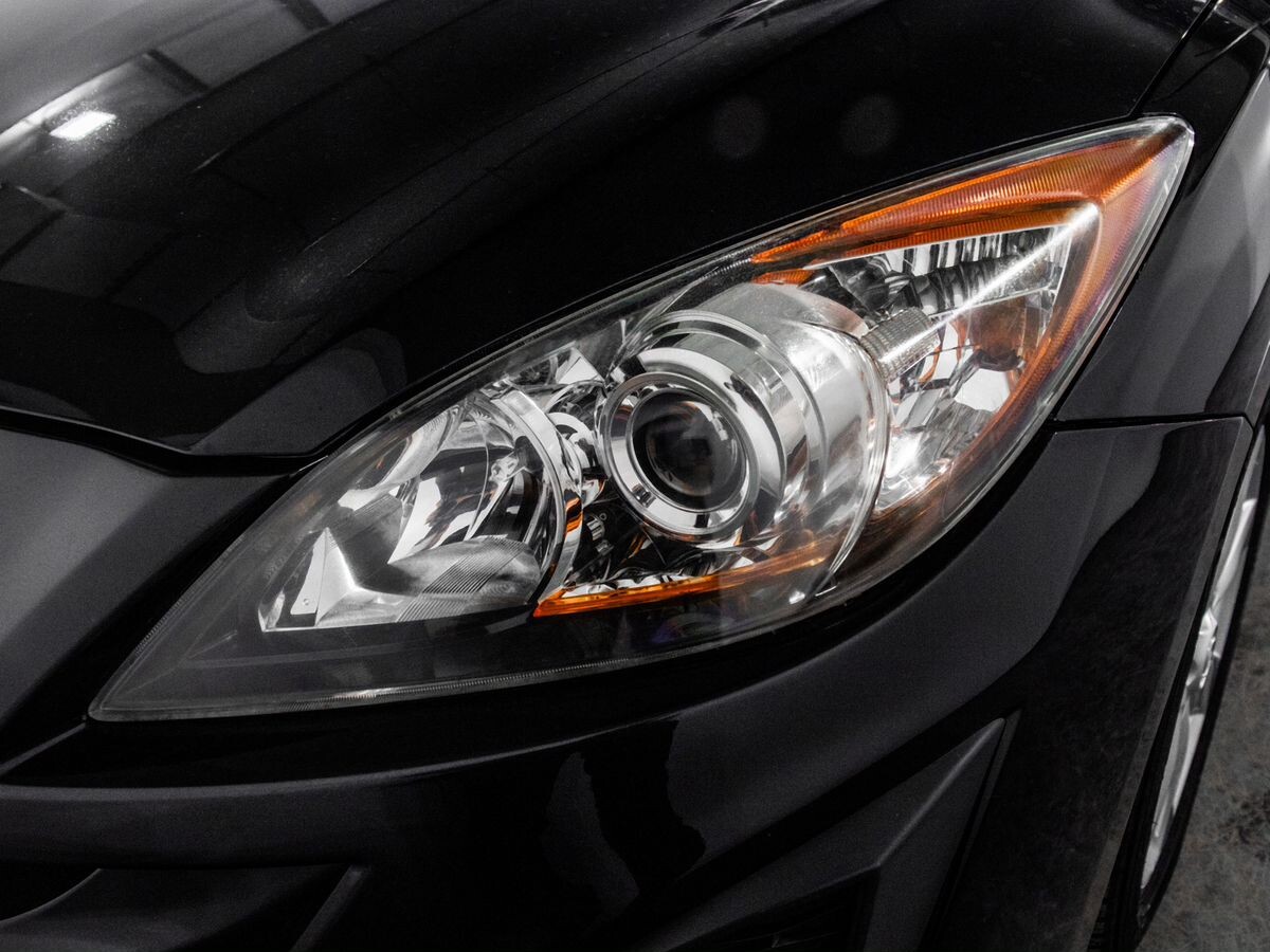 Mazda Axela 2009 - фото автомобиля