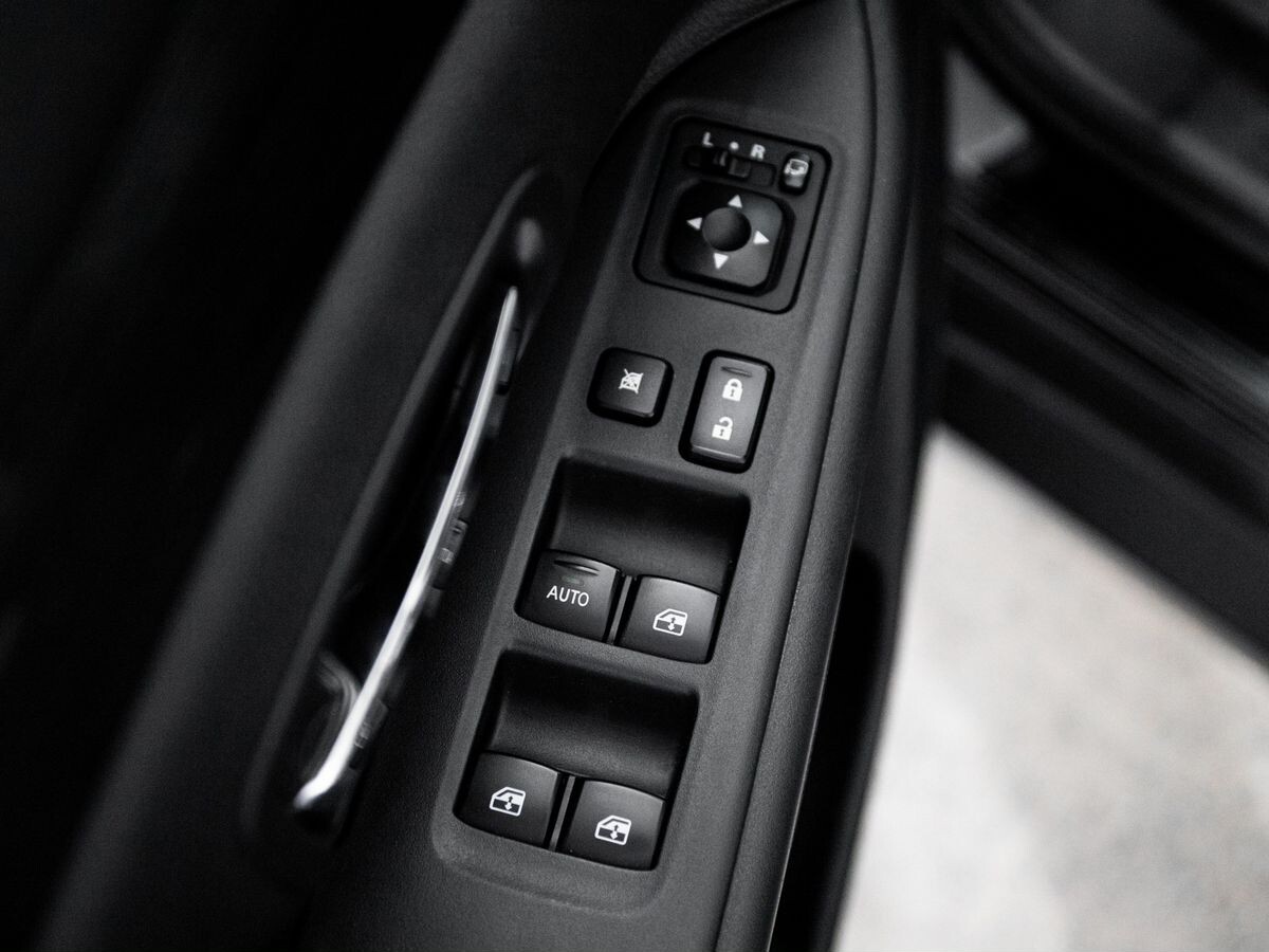 Mitsubishi Outlander 2017 - фото автомобиля