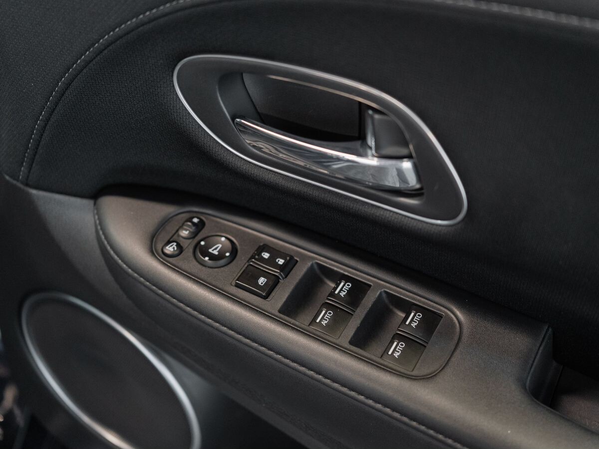 Honda Vezel 2018 - фото автомобиля