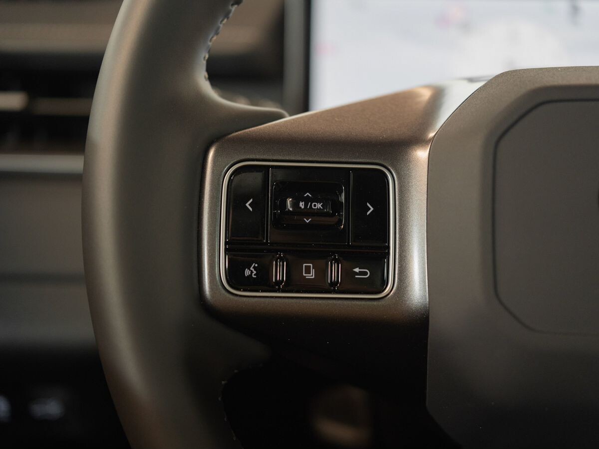Toyota RAV4 2026 - фото автомобиля