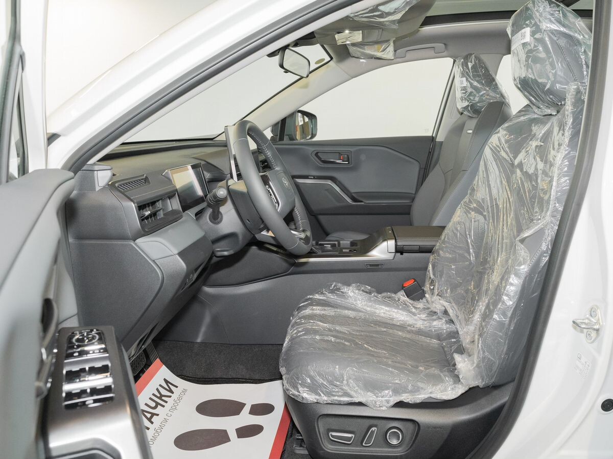 Toyota RAV4 2026 - фото автомобиля