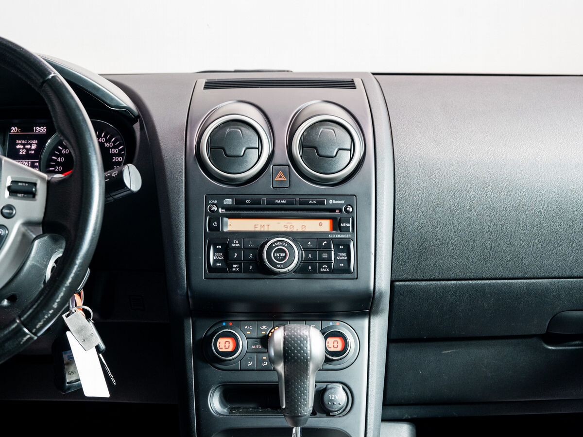 Nissan Qashqai 2010 - фото автомобиля
