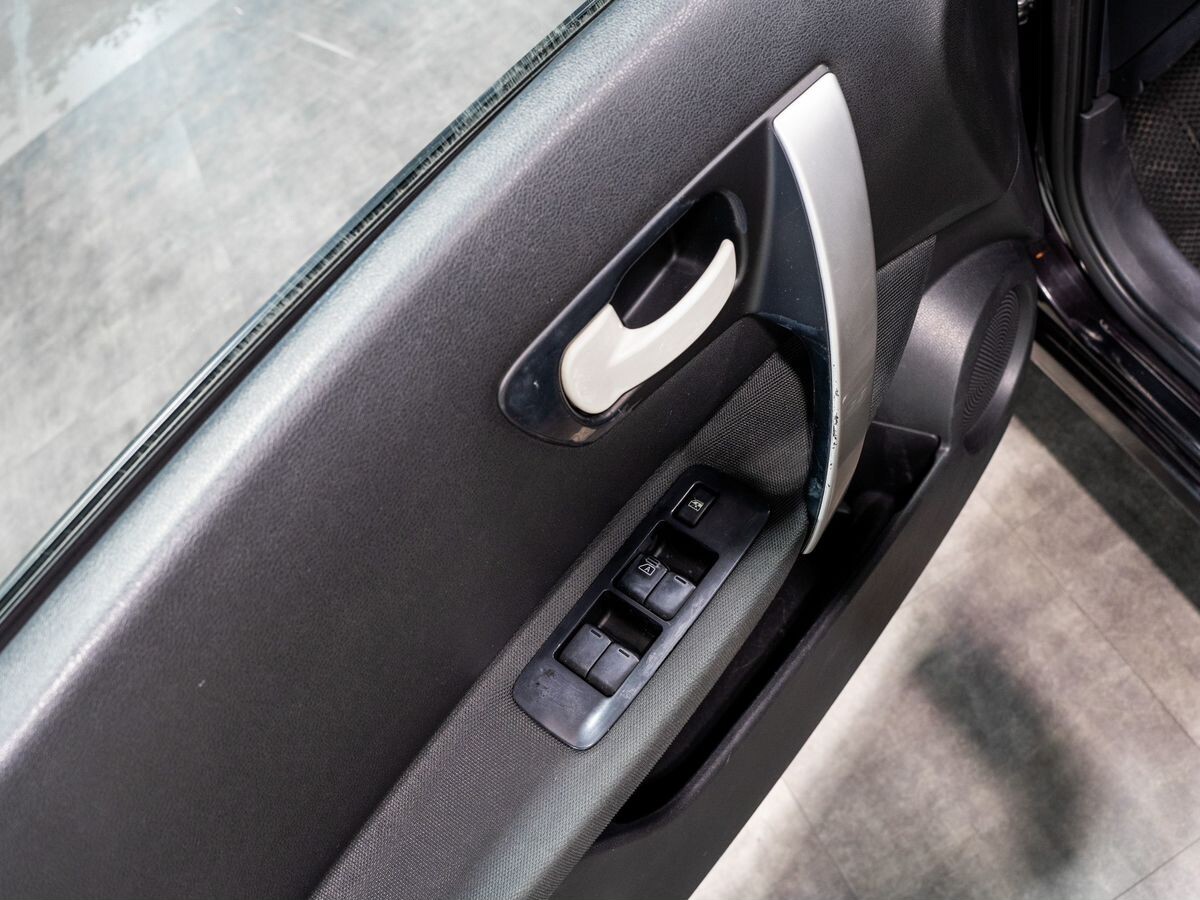 Nissan Qashqai 2010 - фото автомобиля