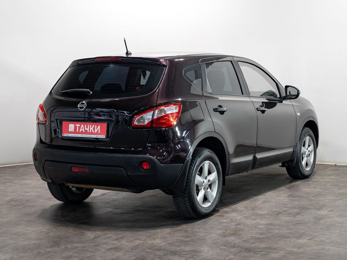 Nissan Qashqai 2010 - фото автомобиля