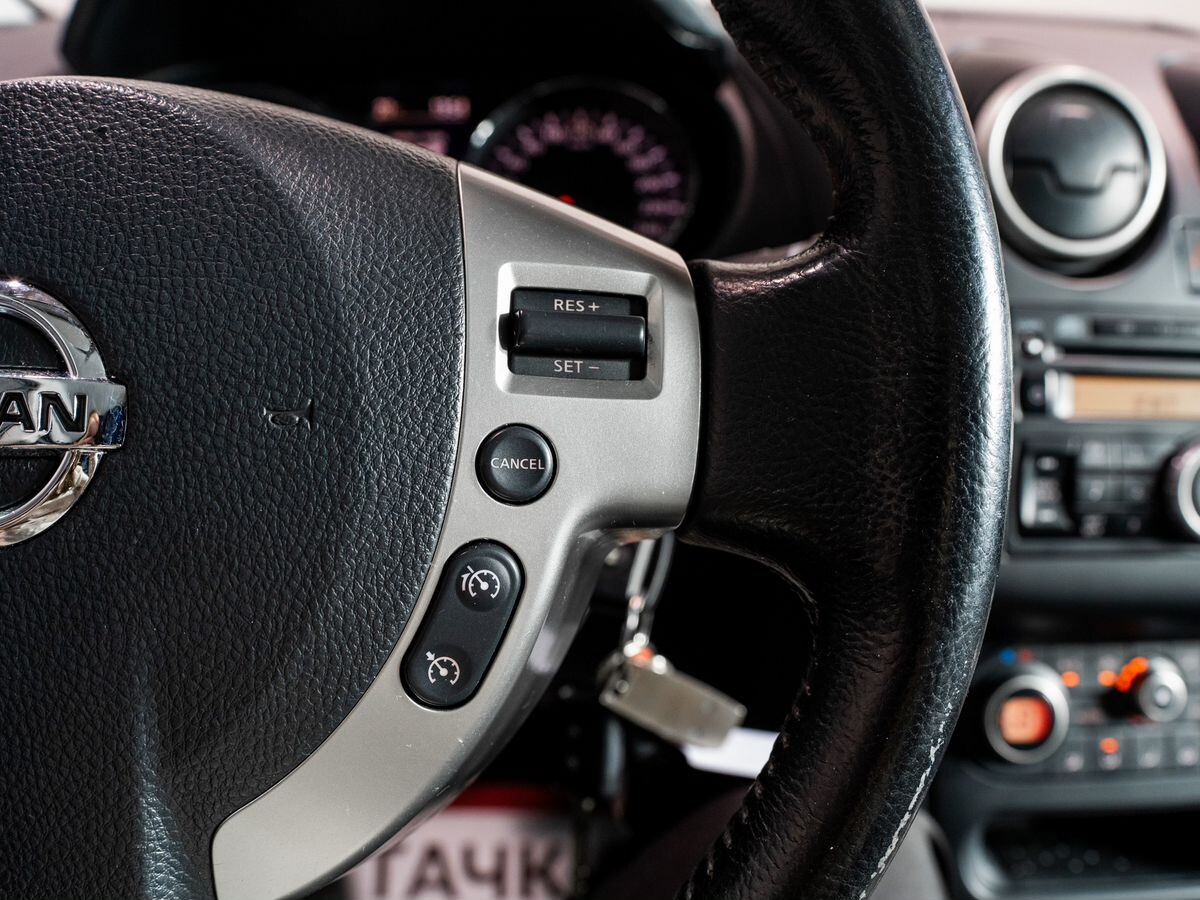 Nissan Qashqai 2010 - фото автомобиля