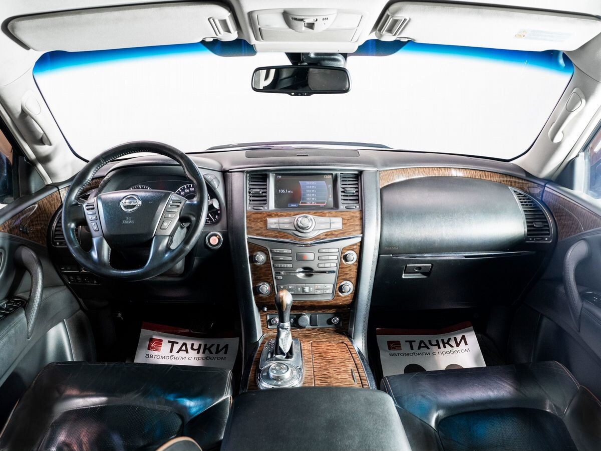 Nissan Patrol 2010 - фото автомобиля