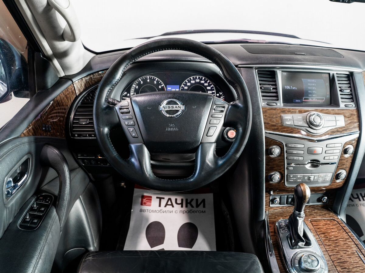 Nissan Patrol 2010 - фото автомобиля