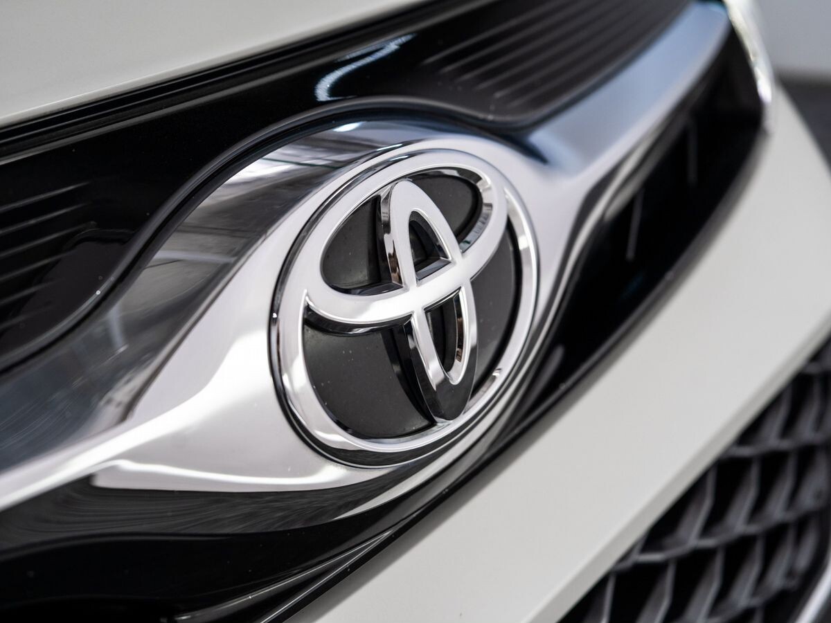 Toyota Tank 2017 - фото автомобиля